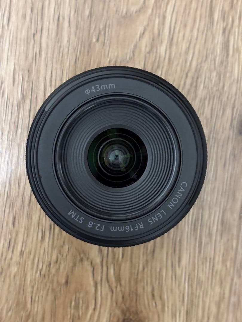 Canon RF 16mm F2.8 STM レンズ