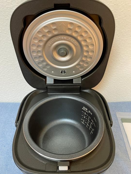 TIGER 炊飯器 遠赤黒特厚釜 3合炊き JBS-A055