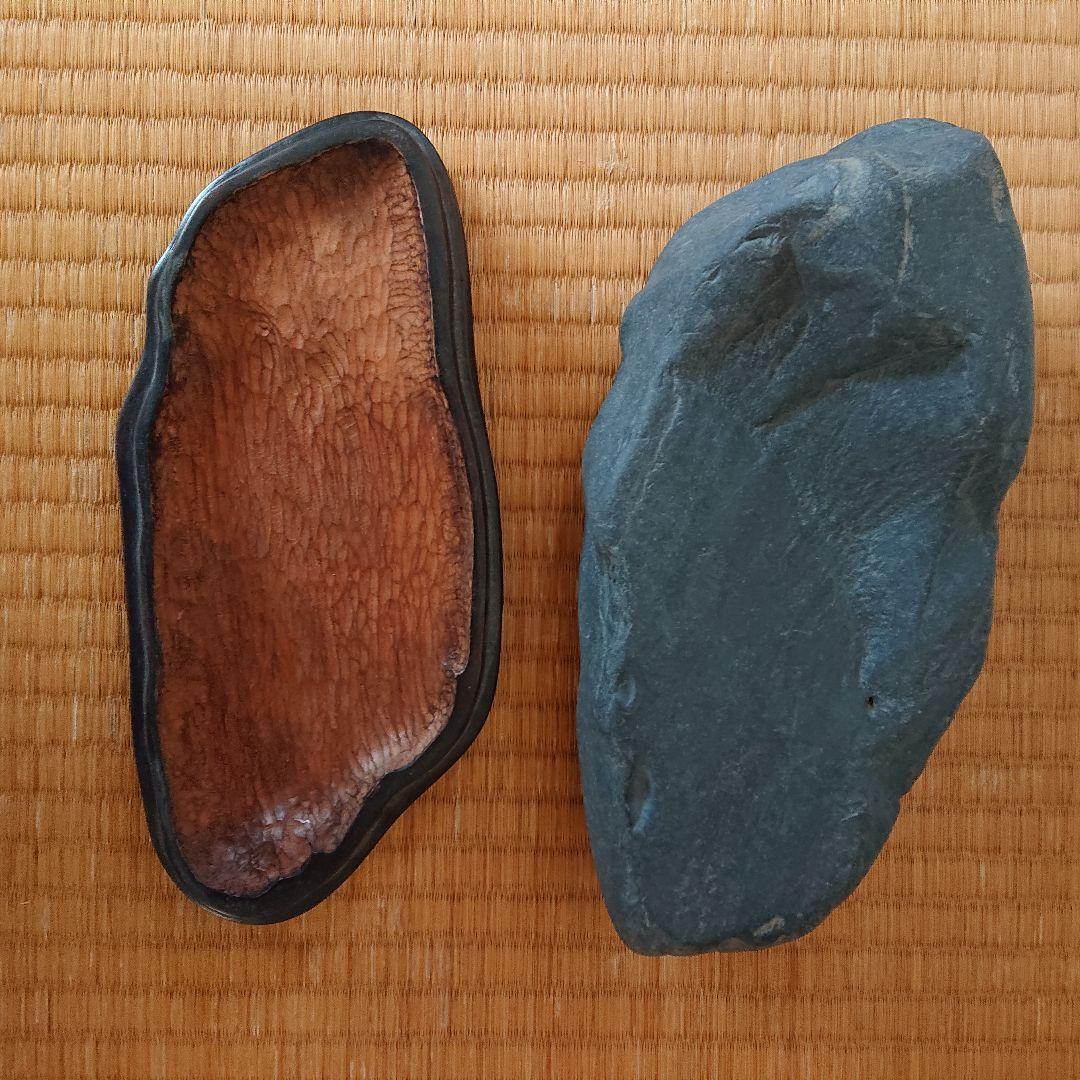 高知 四万十川石 2.8㎏ 水石 天然石 鑑賞石 プロ台座付き