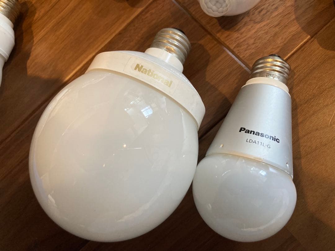 パナソニック 東芝 変換アダプターLED電球セット点灯管人感センサー クリプトン