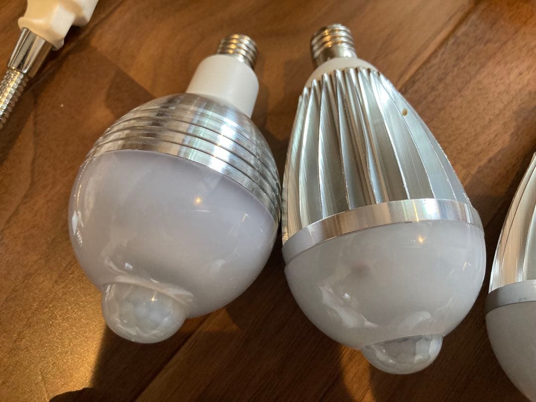 パナソニック 東芝 変換アダプターLED電球セット点灯管人感センサー クリプトン