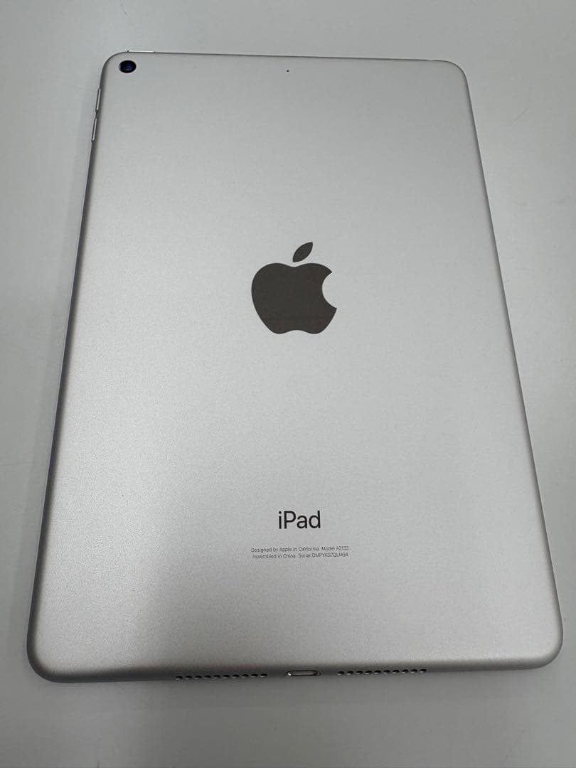 Apple iPad 9.7インチ シルバー 本体
