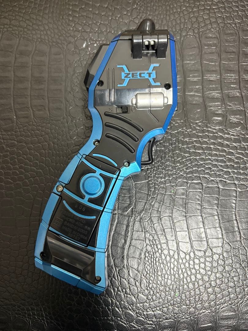 仮面ライダーカブト　変身銃 ドレイクゼクター