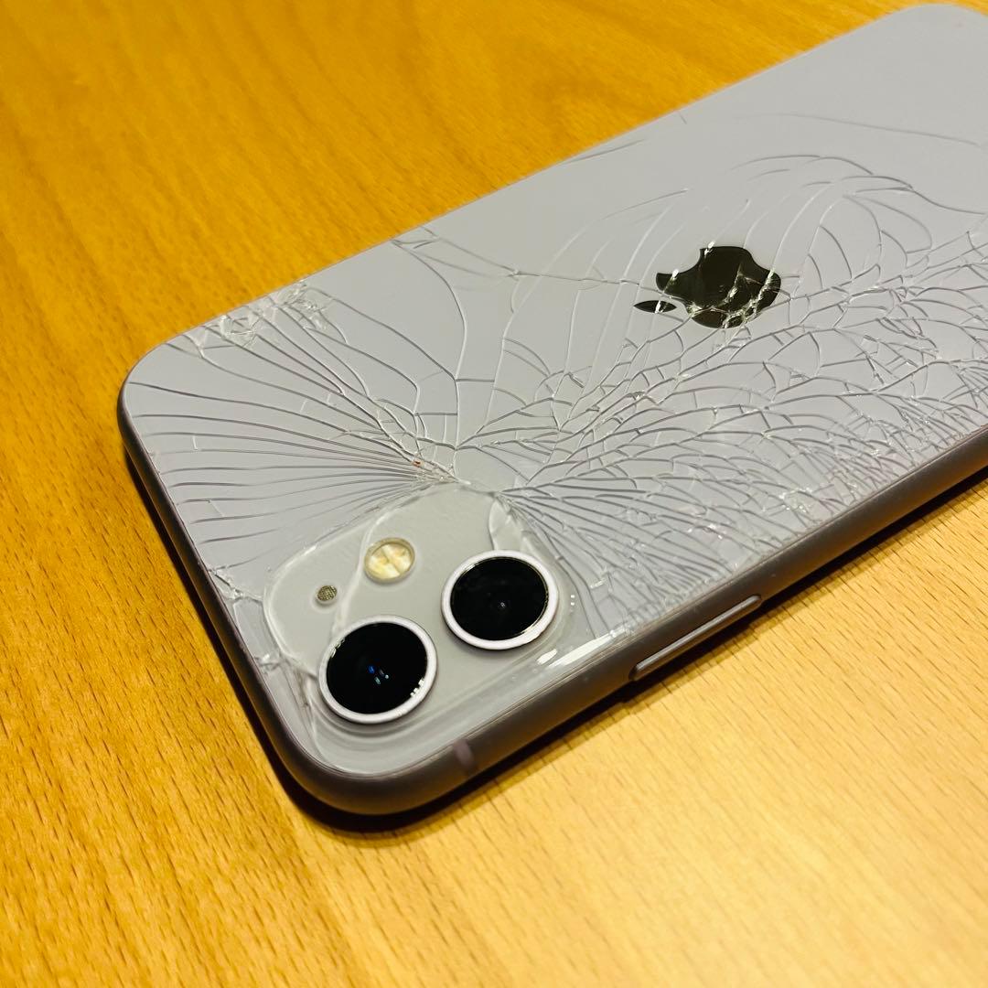 Apple iPhone11 パープル 動作可能　ジャンク品