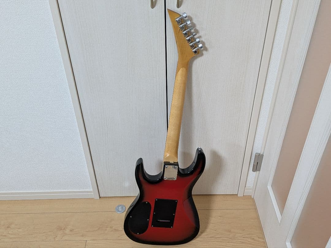 エレキギターPrologue　カスタムメイド　グラデーションレッドソフトケース付