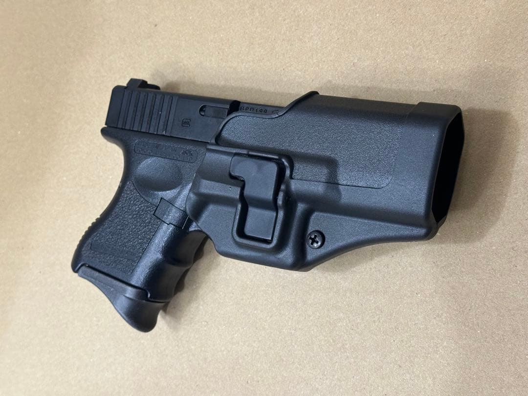 ブラックホーク ホルスター Glock グロック17、19、26 未使用品 右用