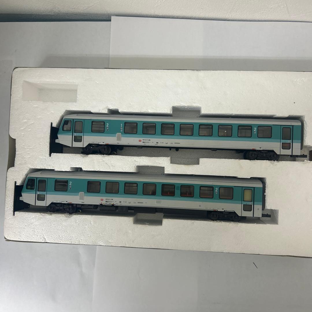 鉄道模型　　HOゲージ　２両編成セット、線路