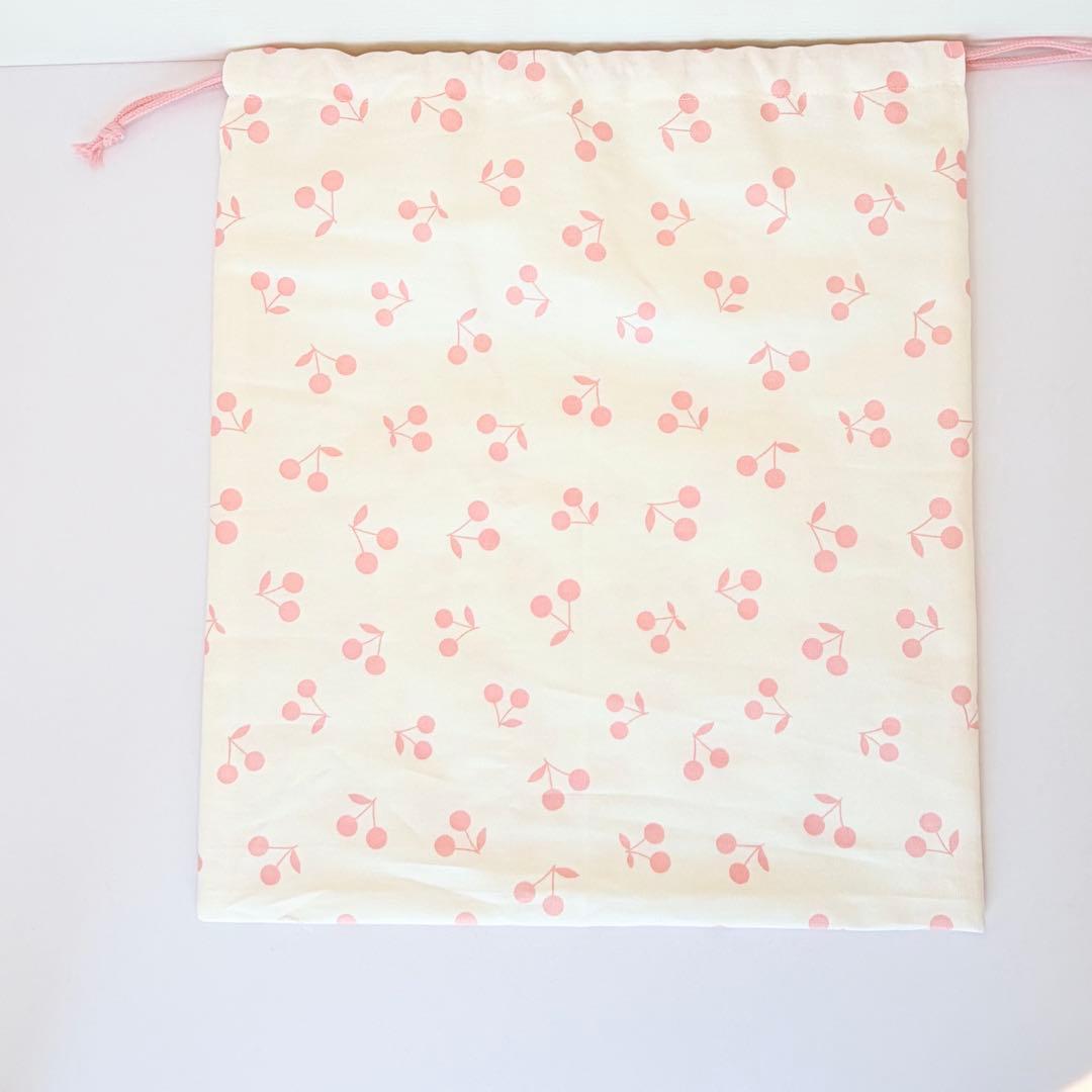 おり様　確認用　さくらんぼ　ホワイト　白地にピンク　着替え袋　ポケット