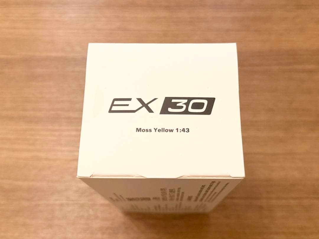 新品 1/43 ボルボ純正 マイスト 新型 ボルボ EX30 モスイエロー