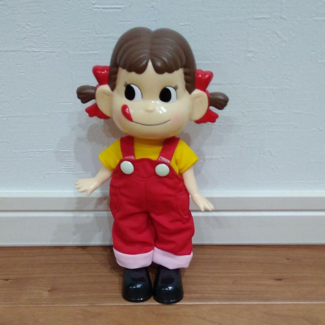 ペコちゃん着せ替え人形