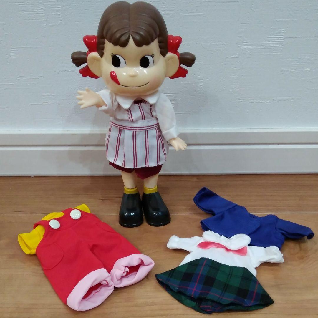 ペコちゃん着せ替え人形