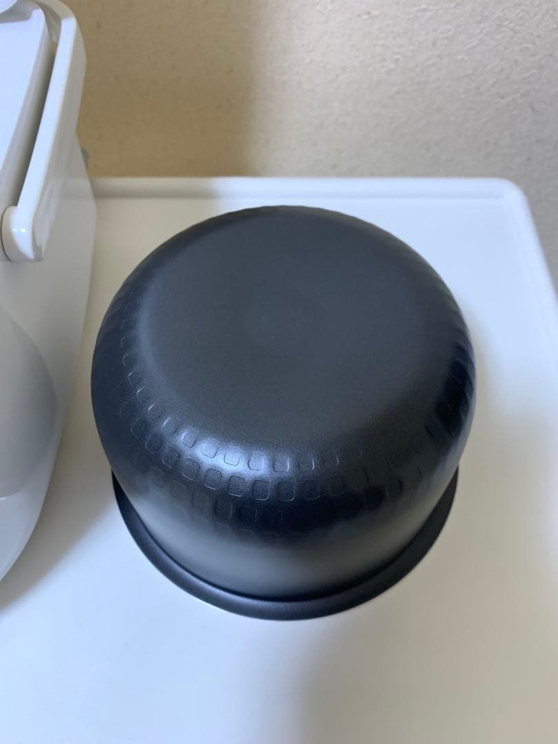 アイリスオーヤマ　IHジャー炊飯器　RC-IK30 2021年製3合　説明書付き