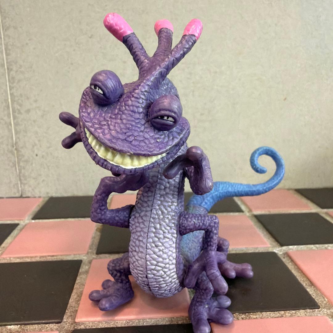 モンスターズインク　5体　ディズニー　ピクサー ファギュア