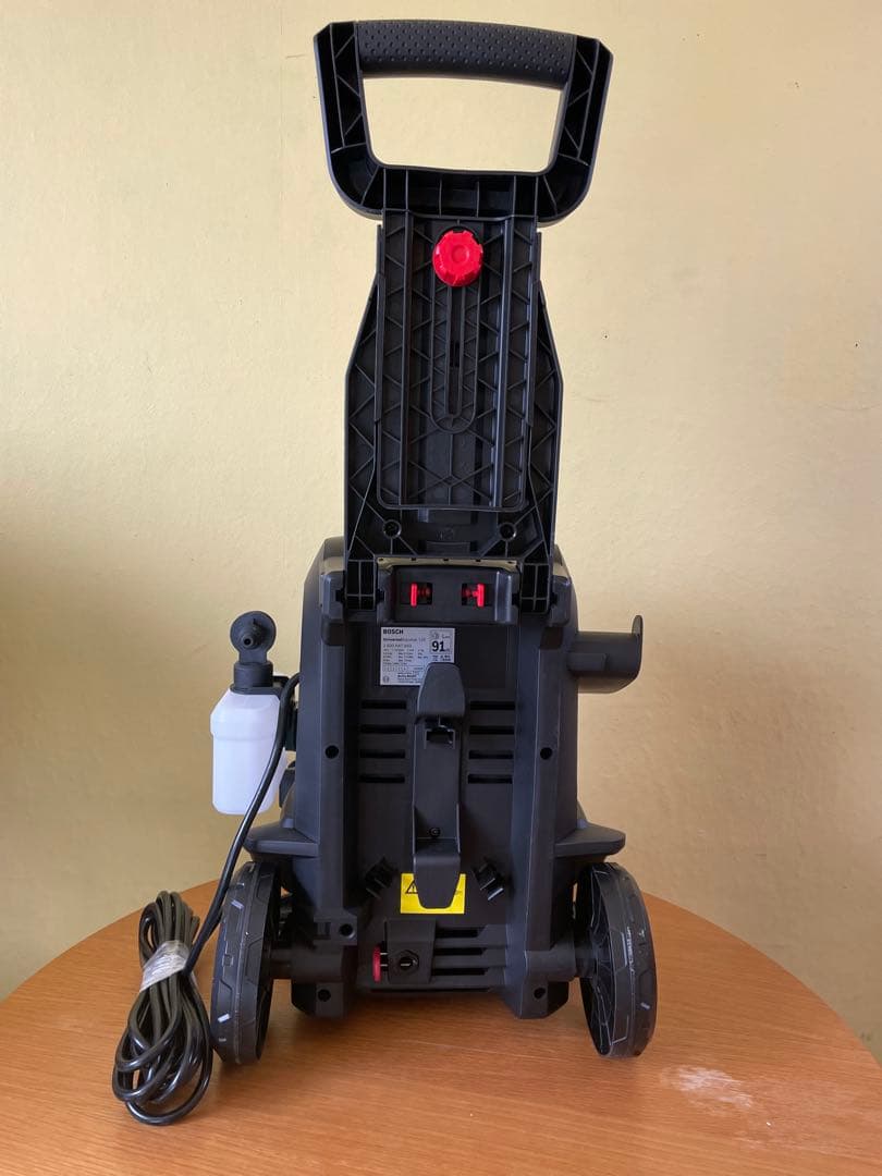 BOSCH 高圧洗浄機 Universalaquatak 125