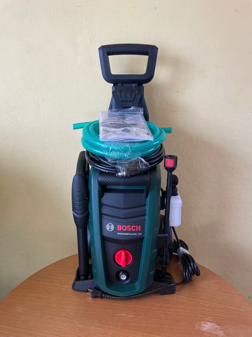 BOSCH 高圧洗浄機 Universalaquatak 125