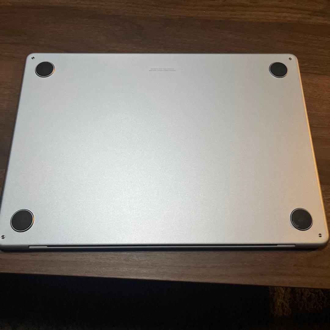 MacBook Air M4 メモリ16GB/SSD512GB 13インチ