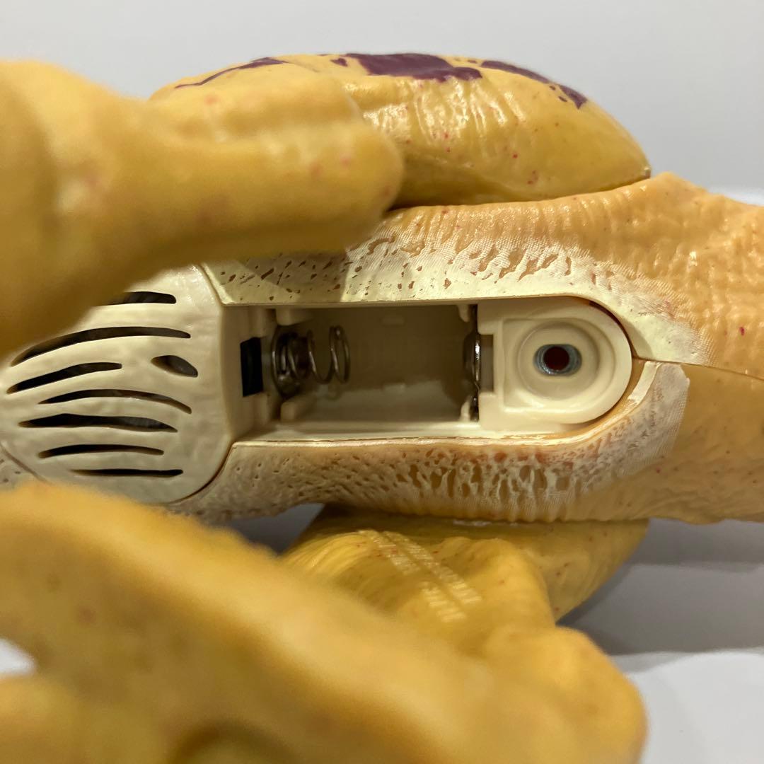 マテル　ジュラシックワールド　サバイバルキャンプ　恐竜フィギュア 8体セット