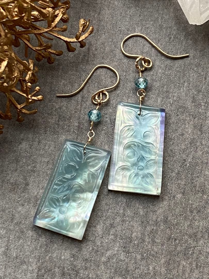 【専用】フローライトMOP/変形レクタングルカービング＊14kgfピアスP222