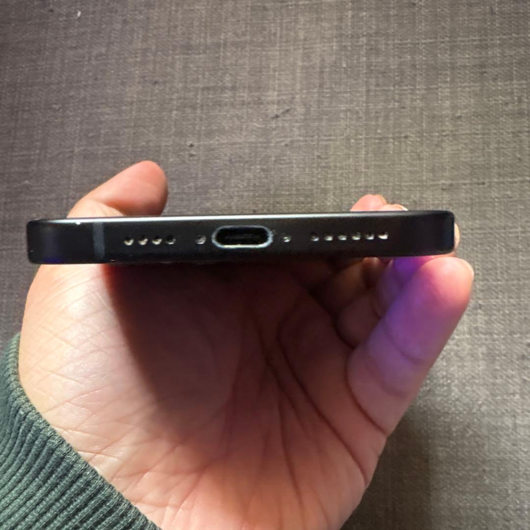 【美品】　iPhone15Plus 128GB ブラック　SIMフリー