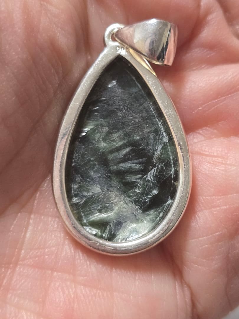 セラフィナイト　ペンダントトップ ①