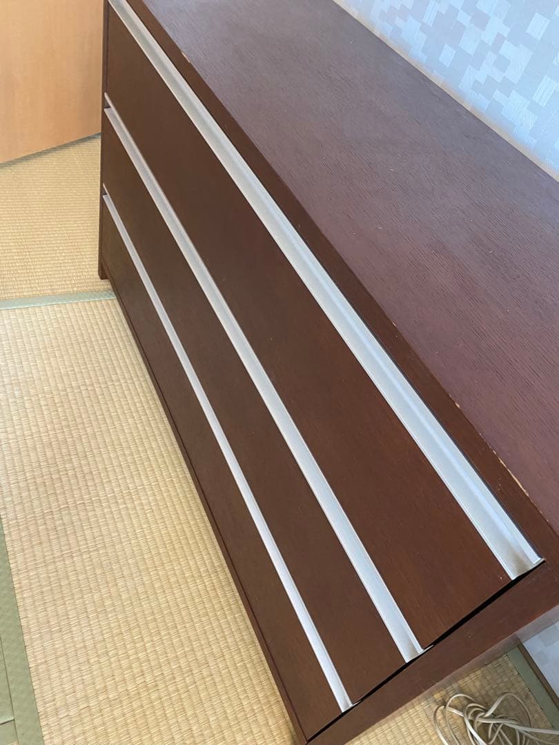 ブラウン木製3段チェスト　ACTUS