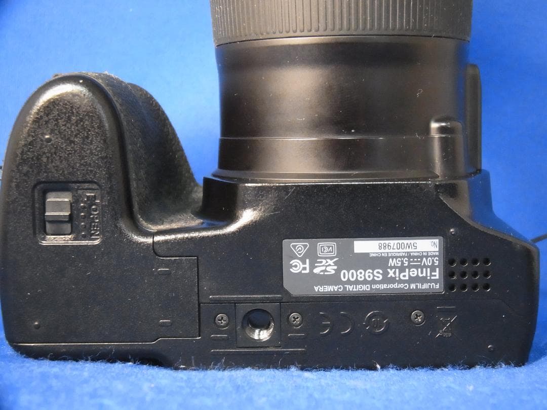 #3392 FinePix S9800 FUJIFILM 単三