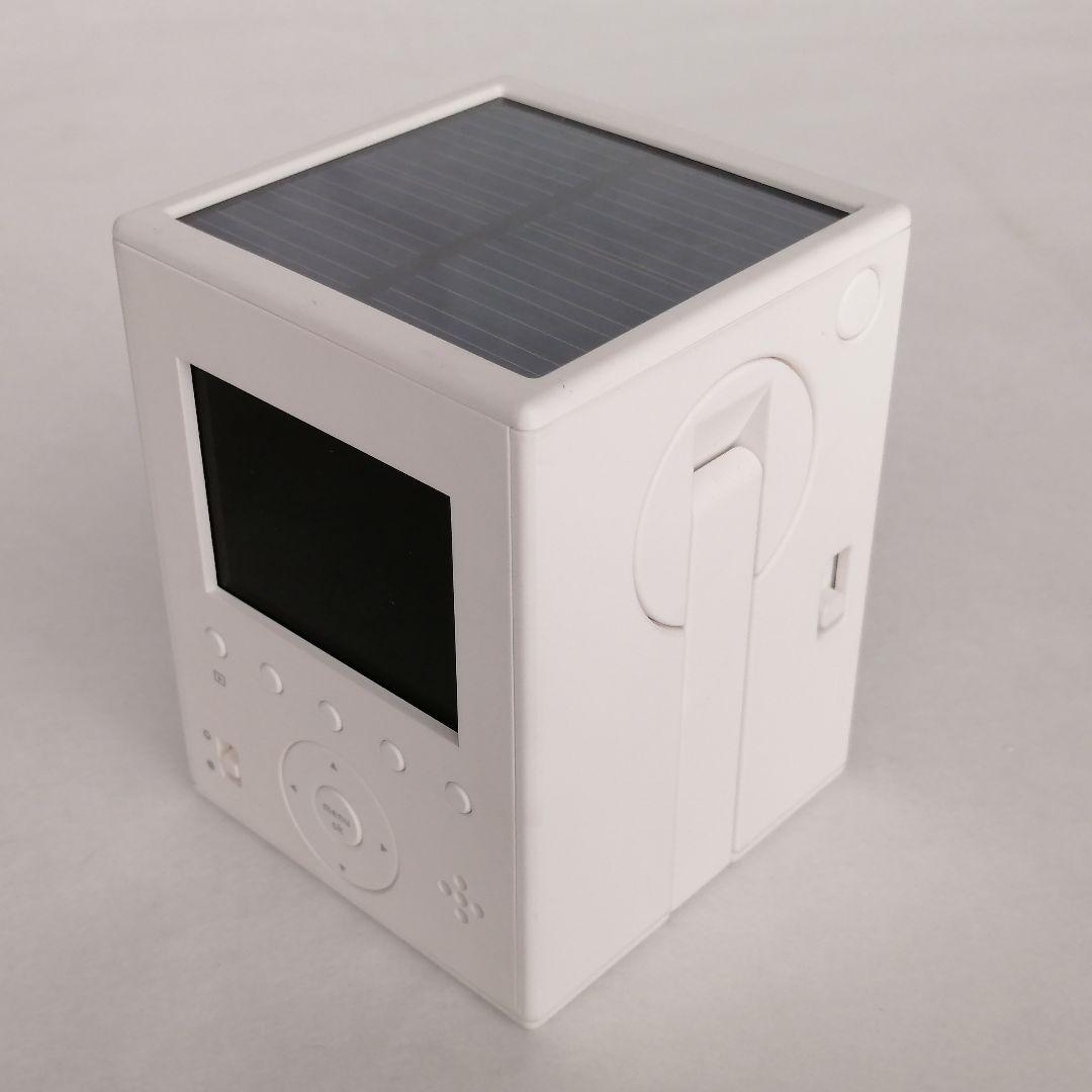 未使用品２台　蓄電不良サンアンドクラウド白と黒　　パワーショベルトイカメラ