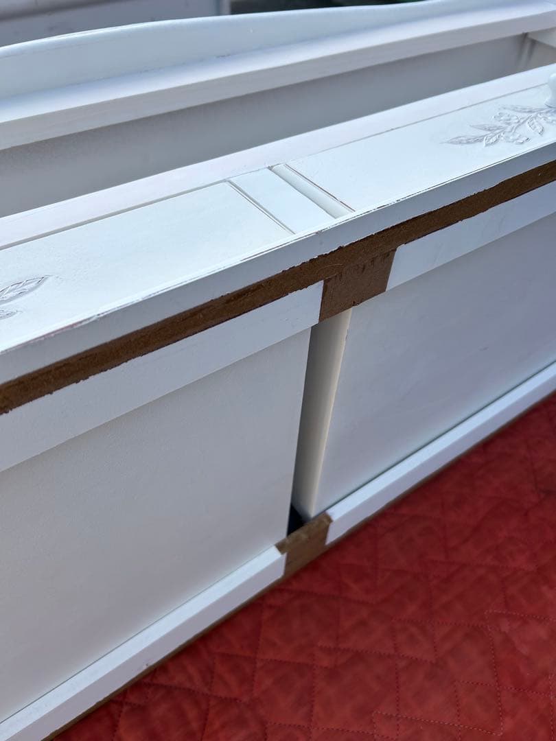 新品　ロココ調　テレビ台　補修あり　120幅　北欧調