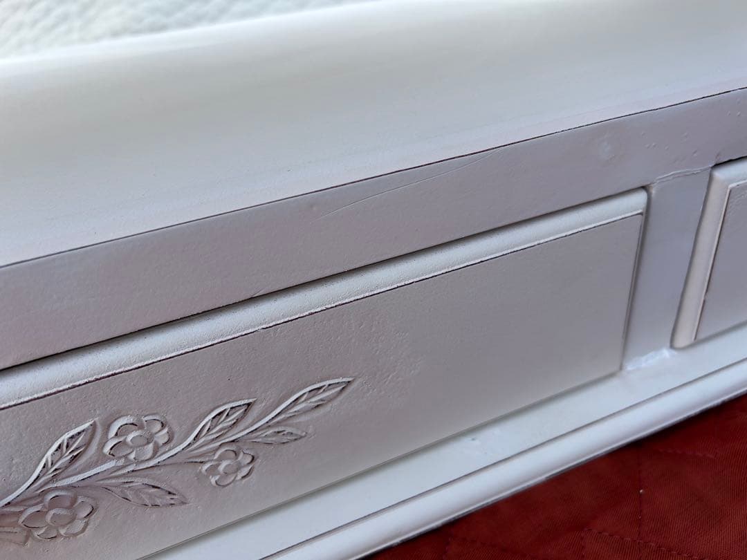 新品　ロココ調　テレビ台　補修あり　120幅　北欧調