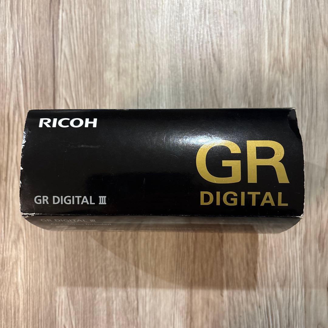 RICOH GR DIGITAL III 本体、付属品ほぼ完品と純正OPケース