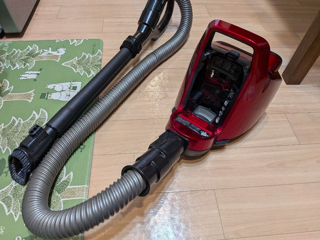 TOSHIBA サイクロン掃除機