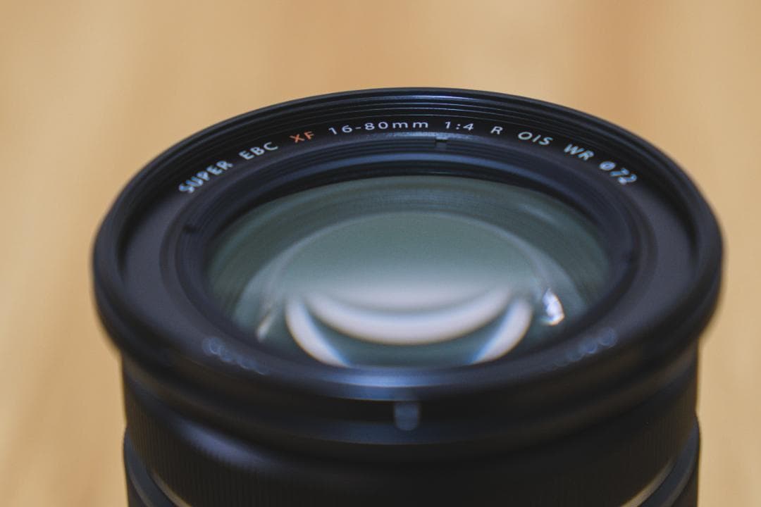 FUJIFILM XF 16-80mm F4 R OIS WR レンズフード付き