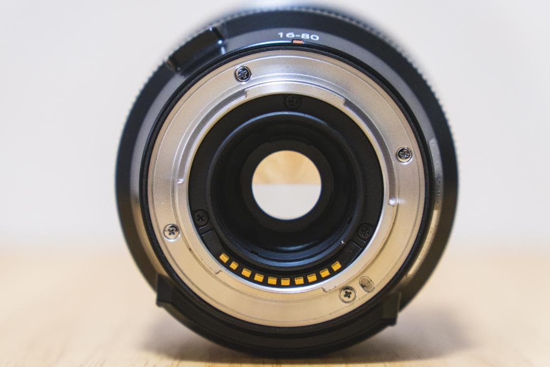 FUJIFILM XF 16-80mm F4 R OIS WR レンズフード付き