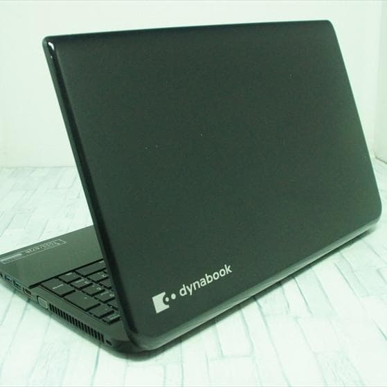 東芝 ノートパソコン本体 Core i7/1TB/8GB/Windows10搭載