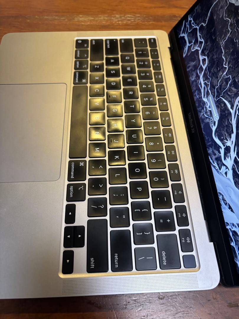 【美品】MacBook Air M1 /13インチ/メモリ 16GB/256GB