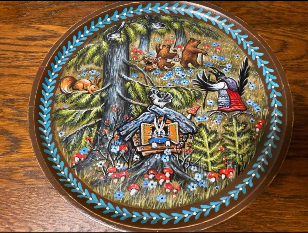 ロシア雑貨☆ロシア民話『３匹のクマ&白腹カササギ』木製飾り皿 マトリョーシカ