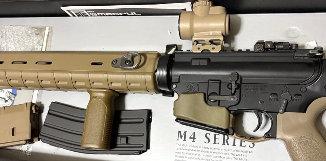 内外カスタム　総額10万↑ 東京マルイ　次世代電動ガン　M4A1 CARBINE