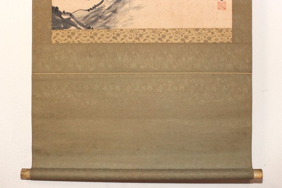 No5067掛軸　佐々木美山　水墨猛虎図　絹本　紙箱付　日本画　古美術　送料無料