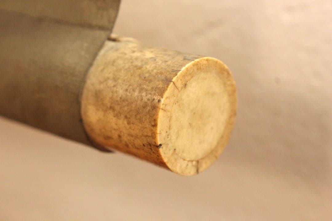 No5067掛軸　佐々木美山　水墨猛虎図　絹本　紙箱付　日本画　古美術　送料無料