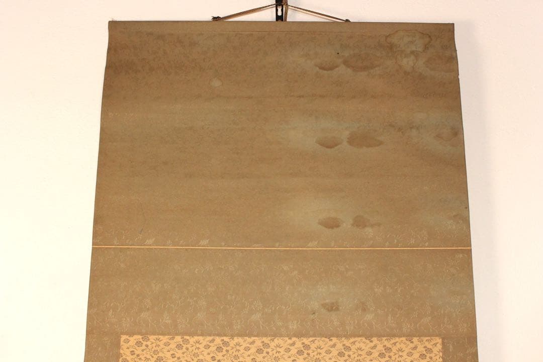 No5067掛軸　佐々木美山　水墨猛虎図　絹本　紙箱付　日本画　古美術　送料無料