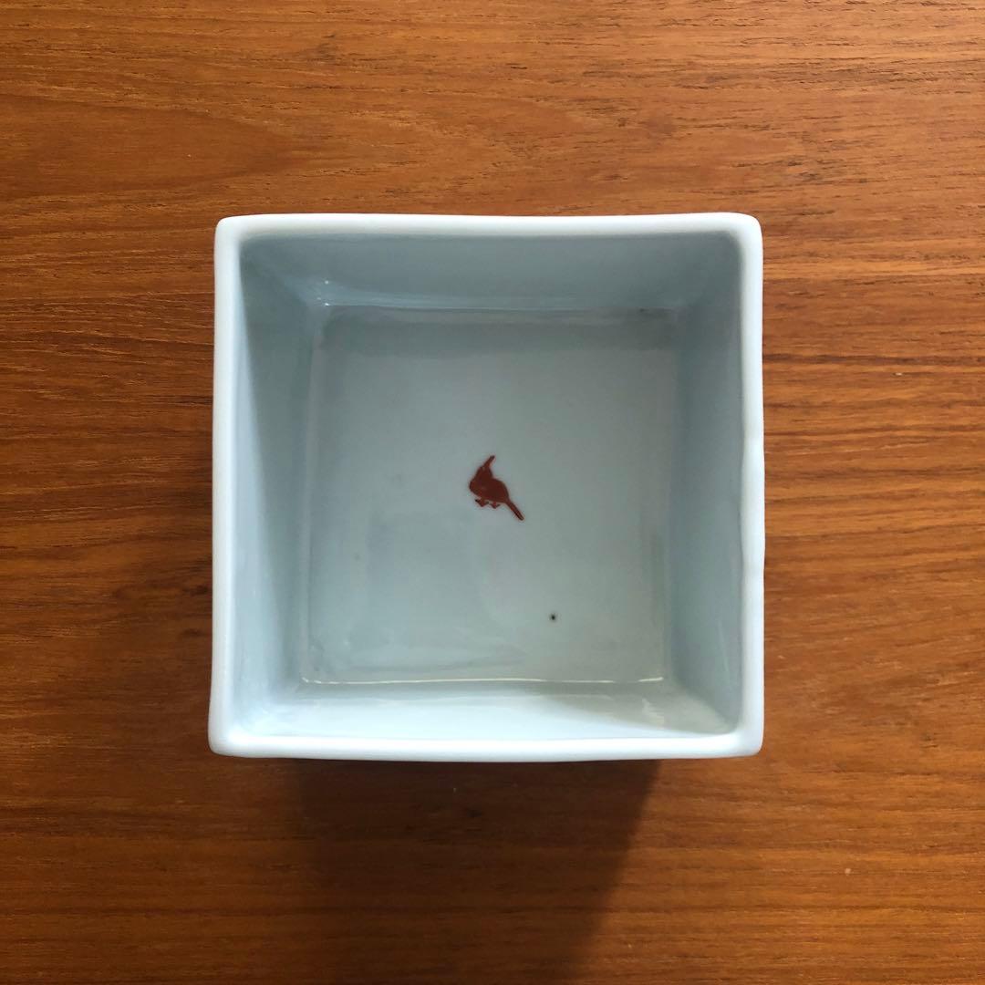 清水なお子　色絵　木々に赤い鳥箱