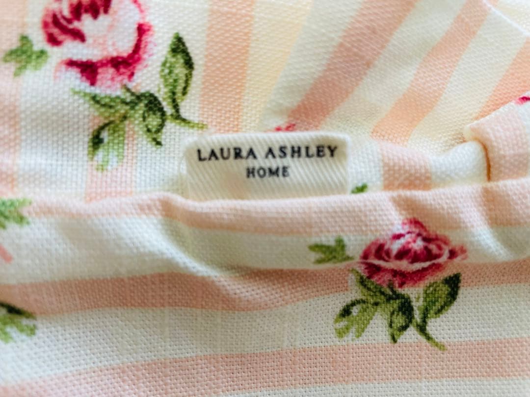 【ローラアシュレイ】花柄ストライプ ベッドカバー