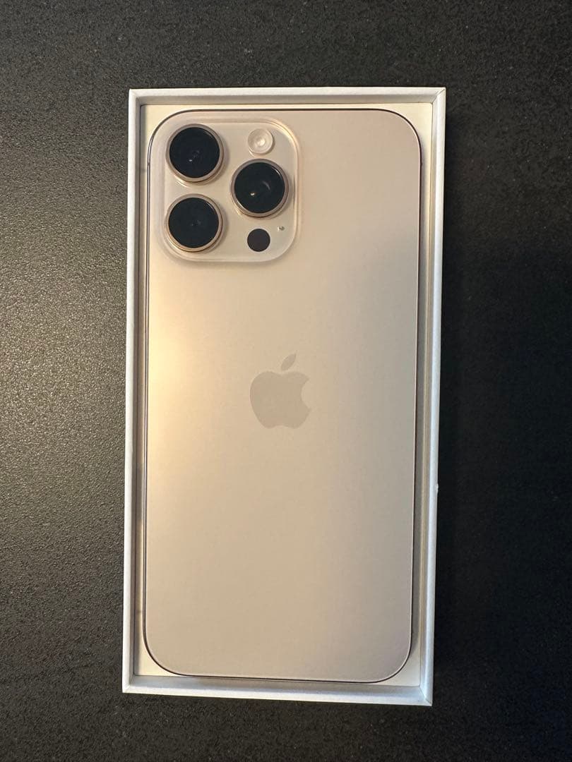 iphone 16 Pro max 256gb バッテリー100% 充放電72回