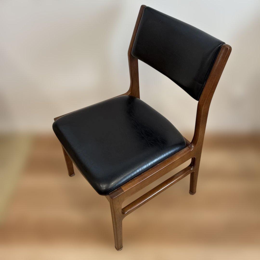 カリモク60 椅子