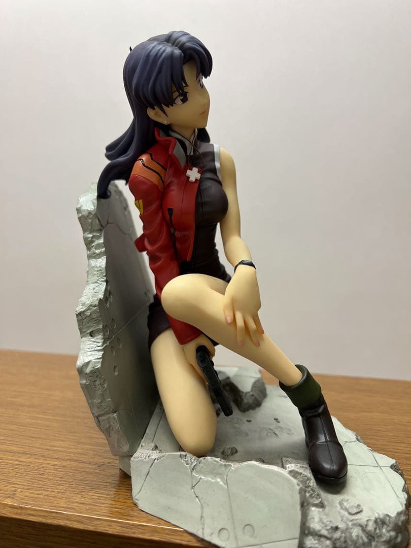コトブキヤ 葛城ミサト 1/6スケール フィギュア