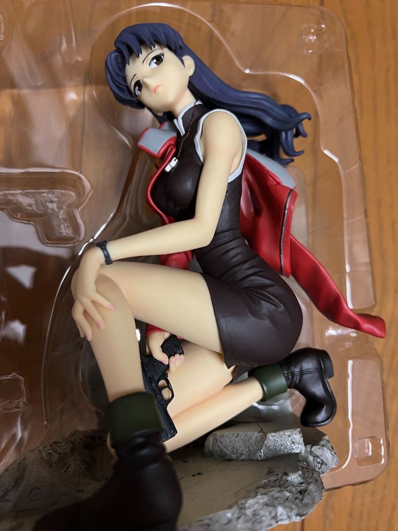 コトブキヤ 葛城ミサト 1/6スケール フィギュア