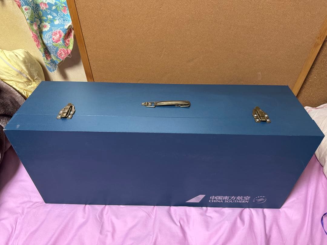 希少品　中国南方航空 エアバスA380-800 非売品　1/100スケール