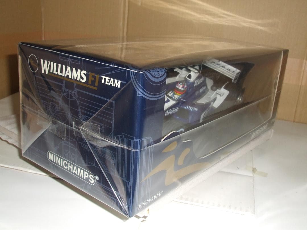 ウィリアムズ　SHOWCAR　２００３　モントーヤ　ミニチャンプス　１／１８