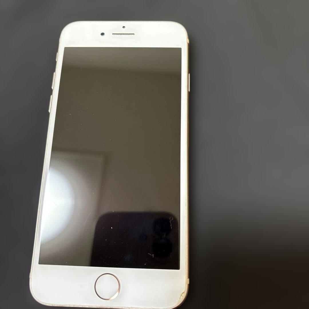 iPhone 8本体