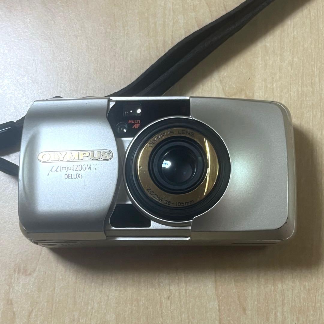 OLYMPUSオリンパスμ [mju:] ZOOM105カメラ